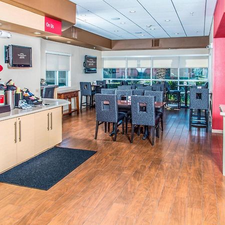 Towneplace Suites By Marriott Anaheim Maingate Near Angel Stadium Exterior foto