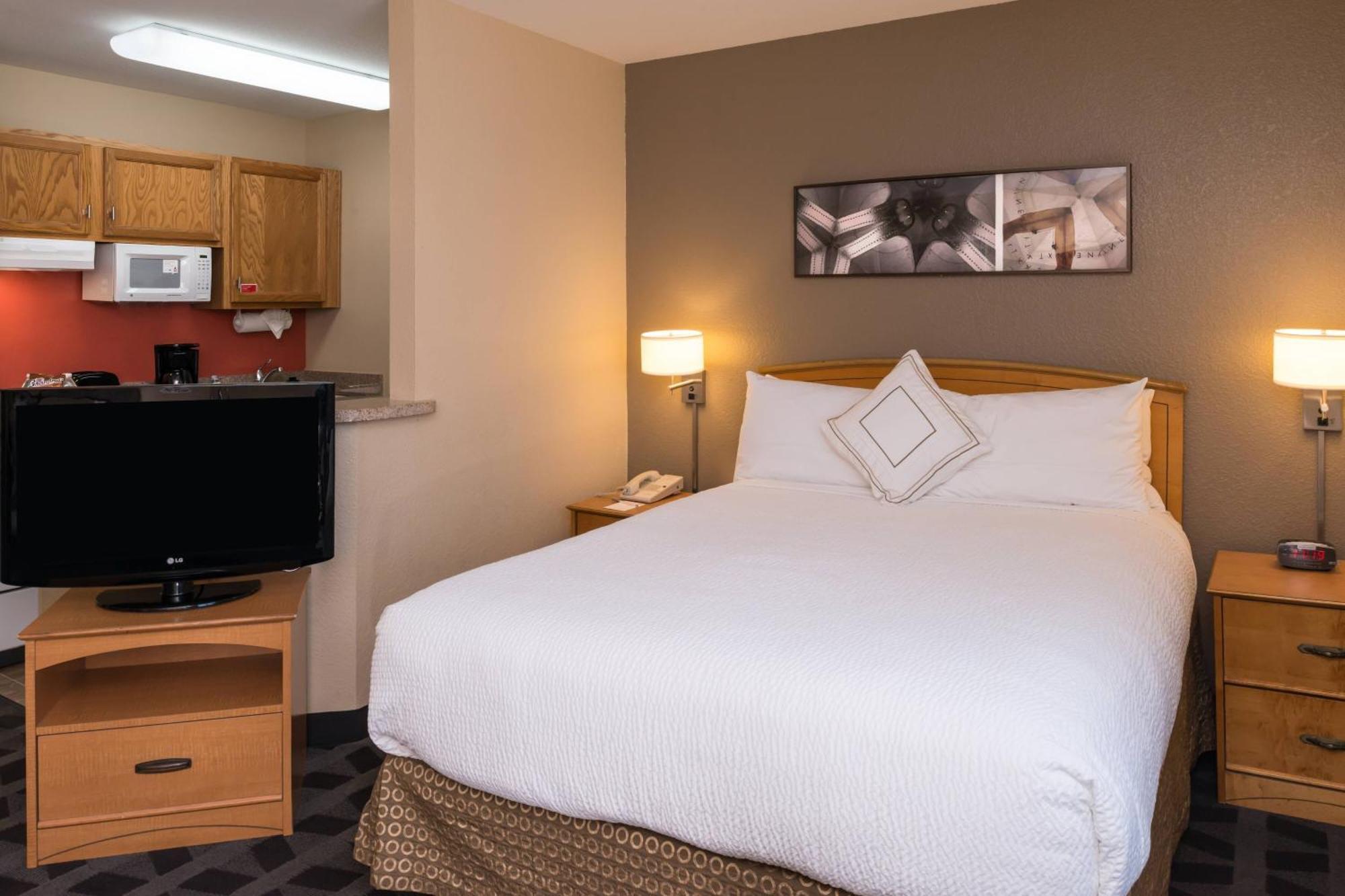Towneplace Suites By Marriott Anaheim Maingate Near Angel Stadium Exterior foto