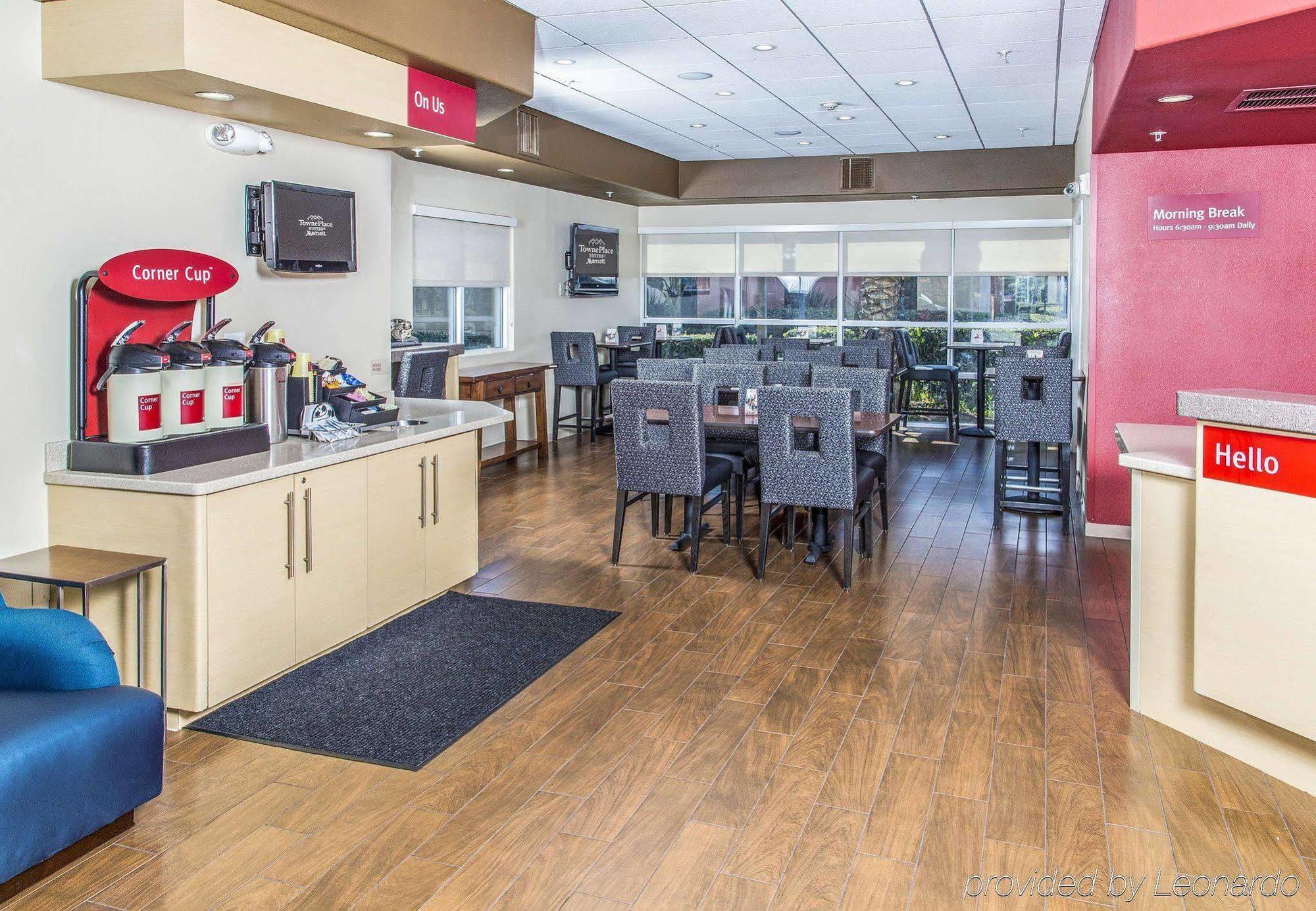Towneplace Suites By Marriott Anaheim Maingate Near Angel Stadium Exterior foto